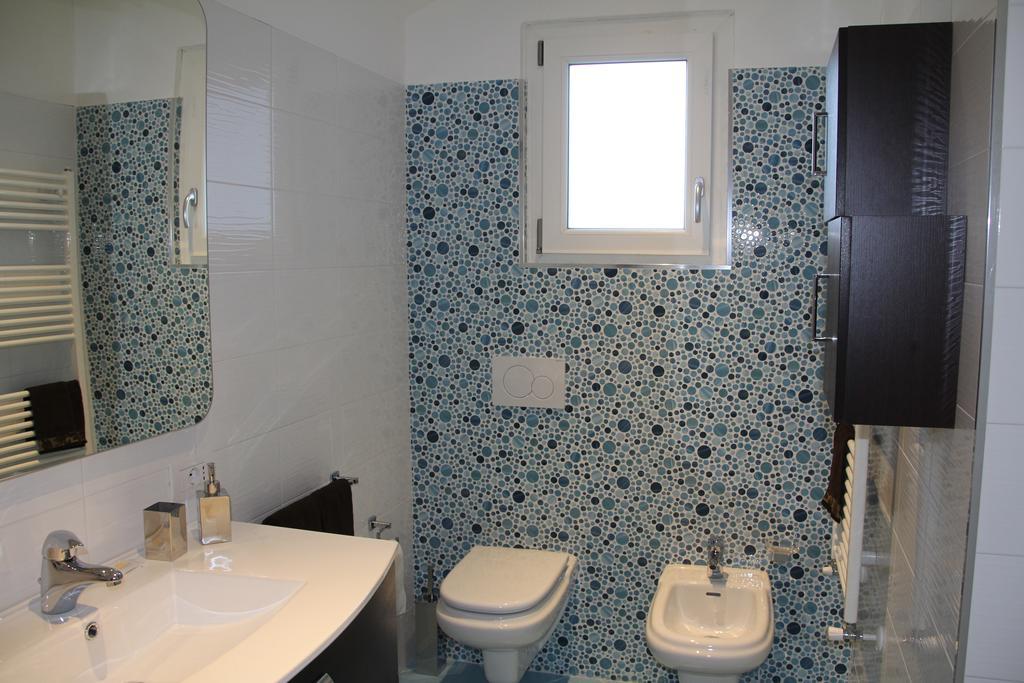 Bed and Breakfast La Ciliegia Bianca Belgirate Zimmer foto